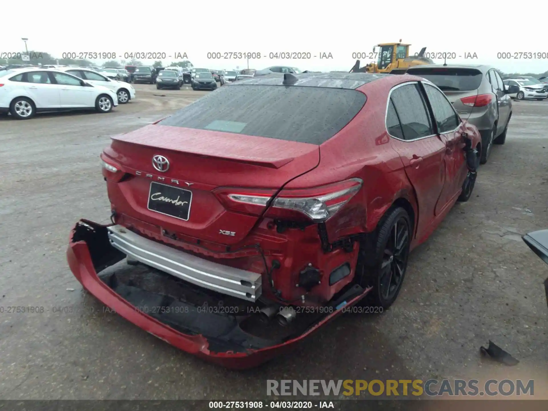 4 Photograph of a damaged car 4T1BZ1HK0KU030486 TOYOTA CAMRY 2019