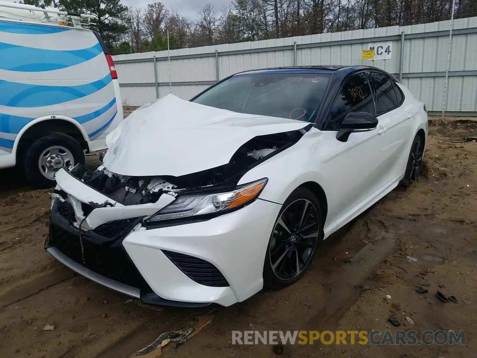 2 Photograph of a damaged car 4T1BZ1HK0KU032562 TOYOTA CAMRY 2019