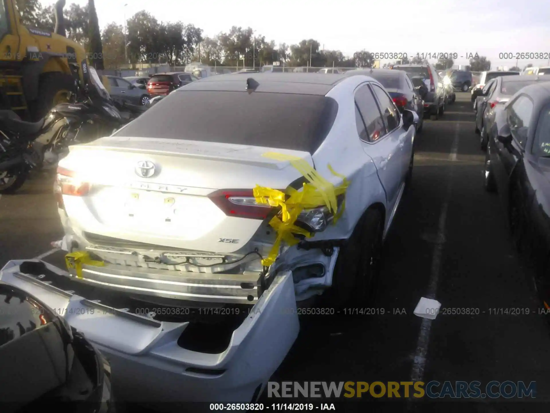 4 Photograph of a damaged car 4T1BZ1HK0KU507000 TOYOTA CAMRY 2019