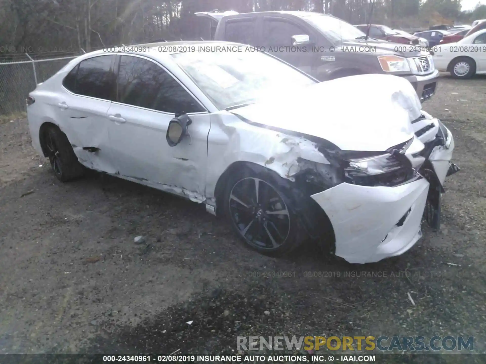 1 Photograph of a damaged car 4T1BZ1HK0KU507028 TOYOTA CAMRY 2019