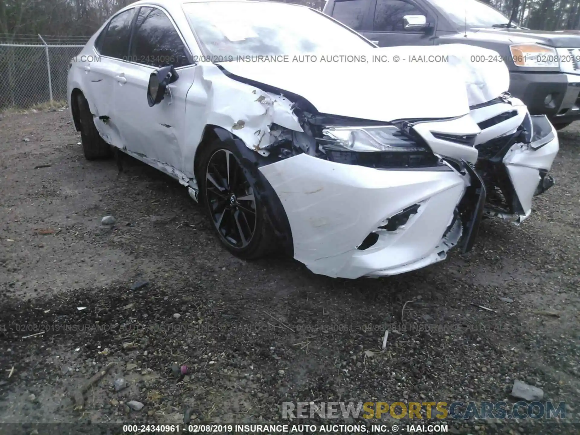 6 Photograph of a damaged car 4T1BZ1HK0KU507028 TOYOTA CAMRY 2019