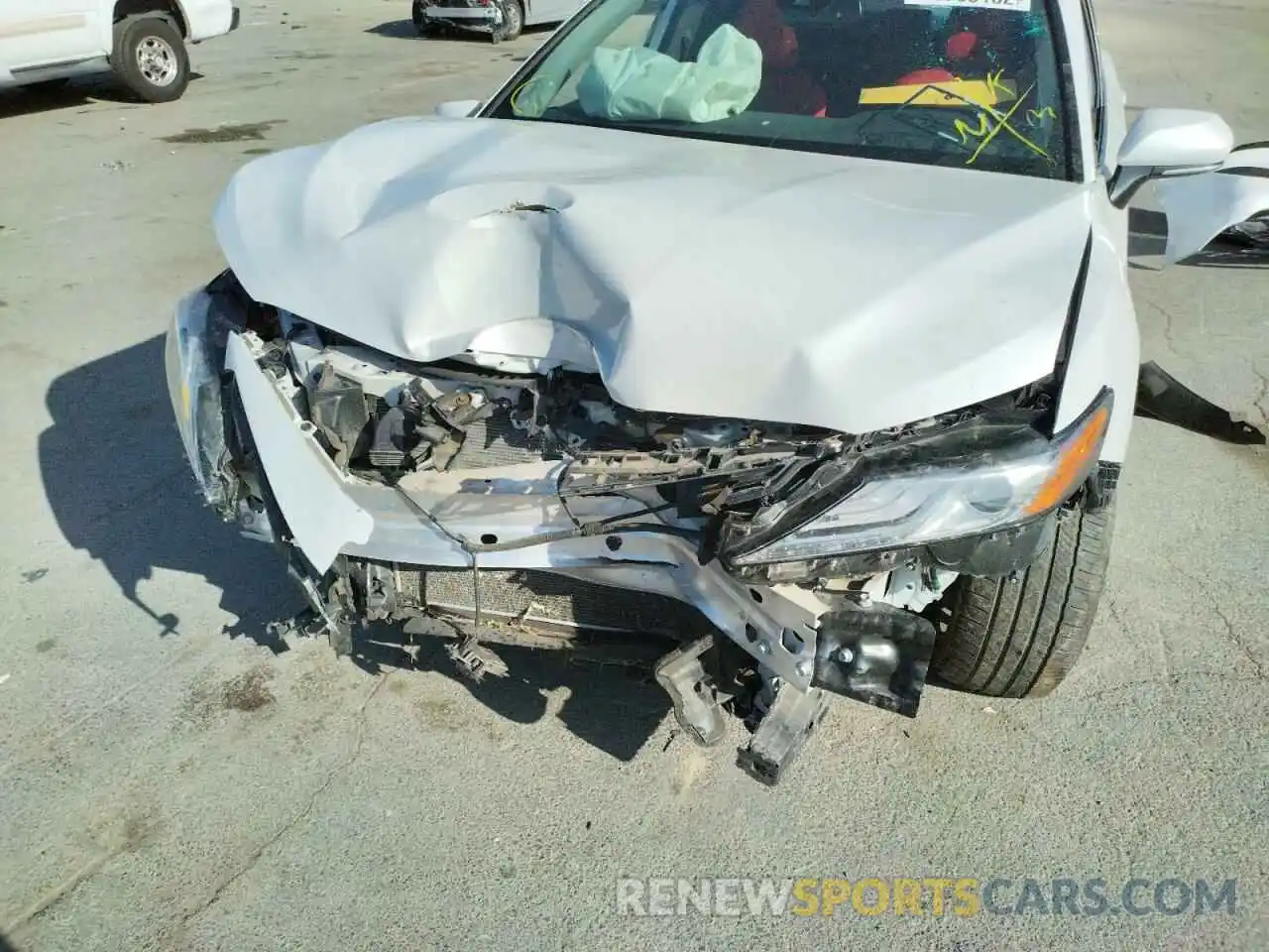 9 Photograph of a damaged car 4T1BZ1HK0KU508986 TOYOTA CAMRY 2019