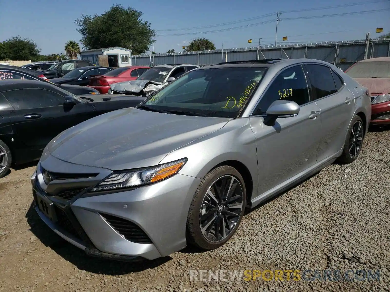 2 Photograph of a damaged car 4T1BZ1HK0KU509085 TOYOTA CAMRY 2019