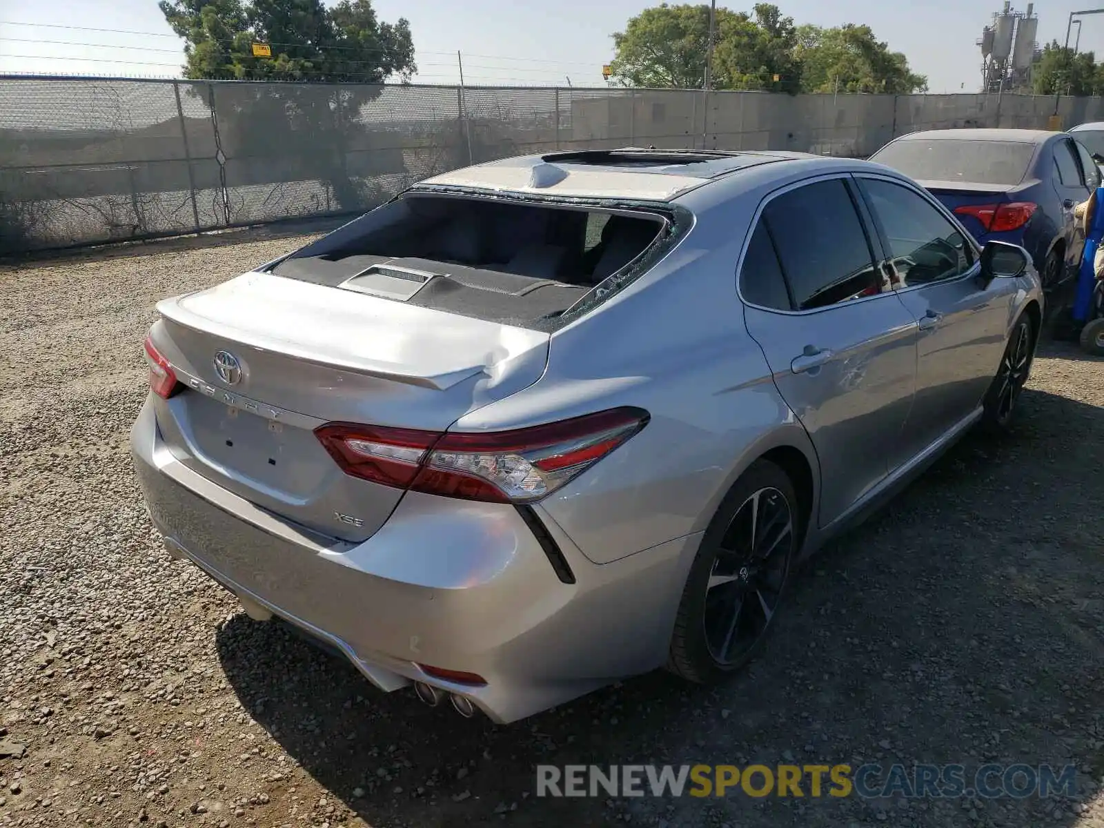 4 Photograph of a damaged car 4T1BZ1HK0KU509085 TOYOTA CAMRY 2019