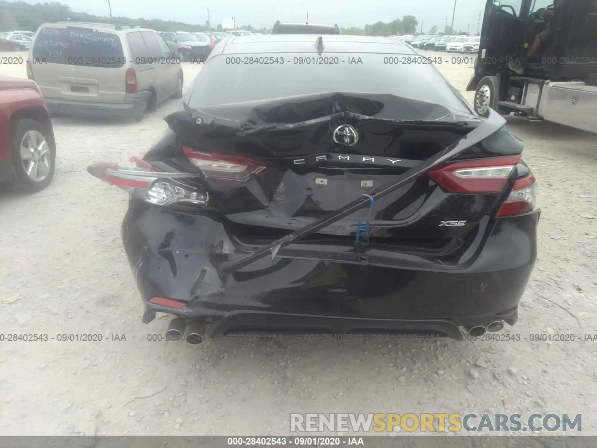 6 Photograph of a damaged car 4T1BZ1HK0KU509281 TOYOTA CAMRY 2019