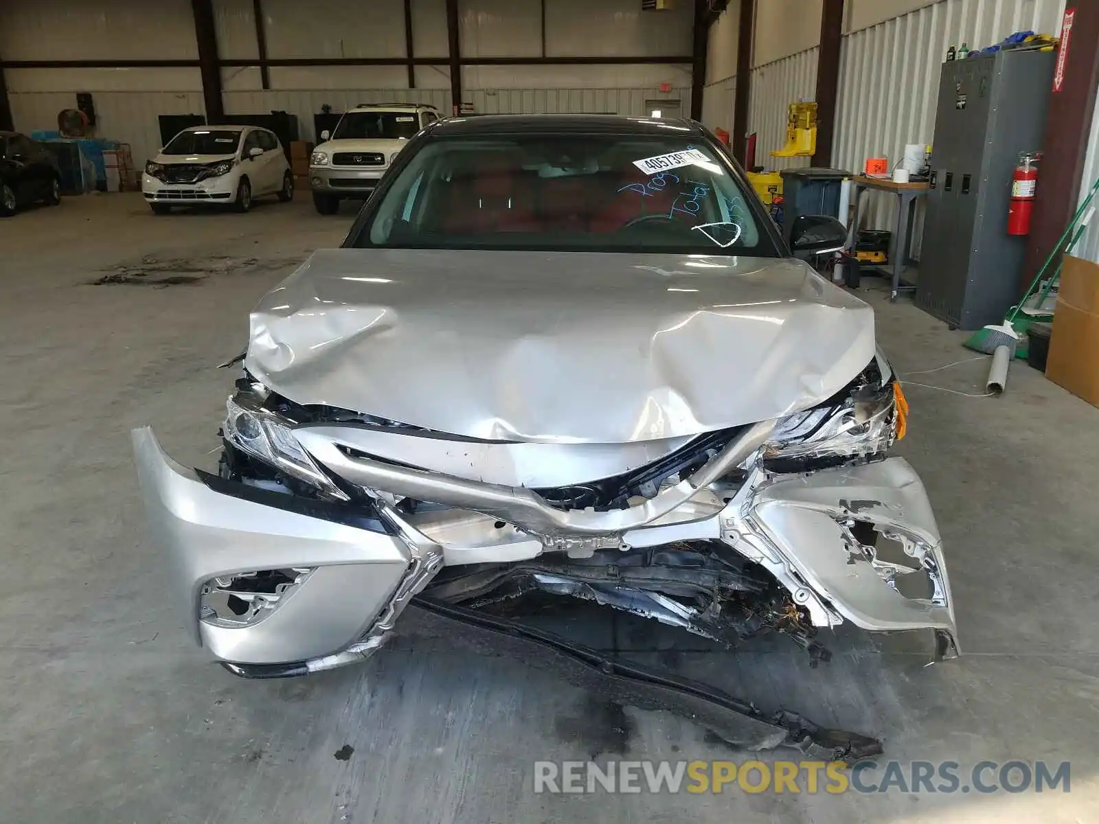 9 Photograph of a damaged car 4T1BZ1HK1KU024387 TOYOTA CAMRY 2019