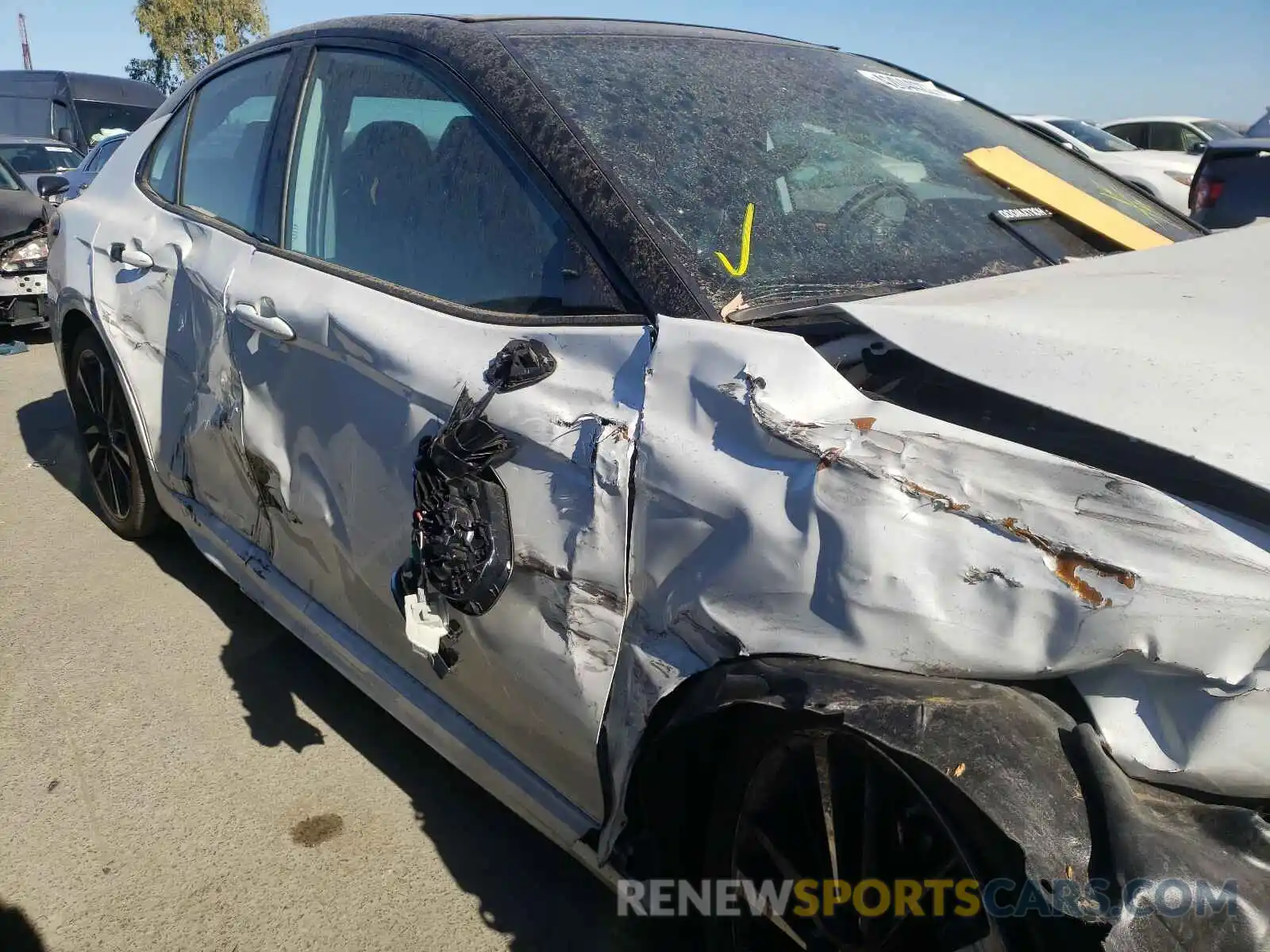 9 Photograph of a damaged car 4T1BZ1HK1KU024888 TOYOTA CAMRY 2019