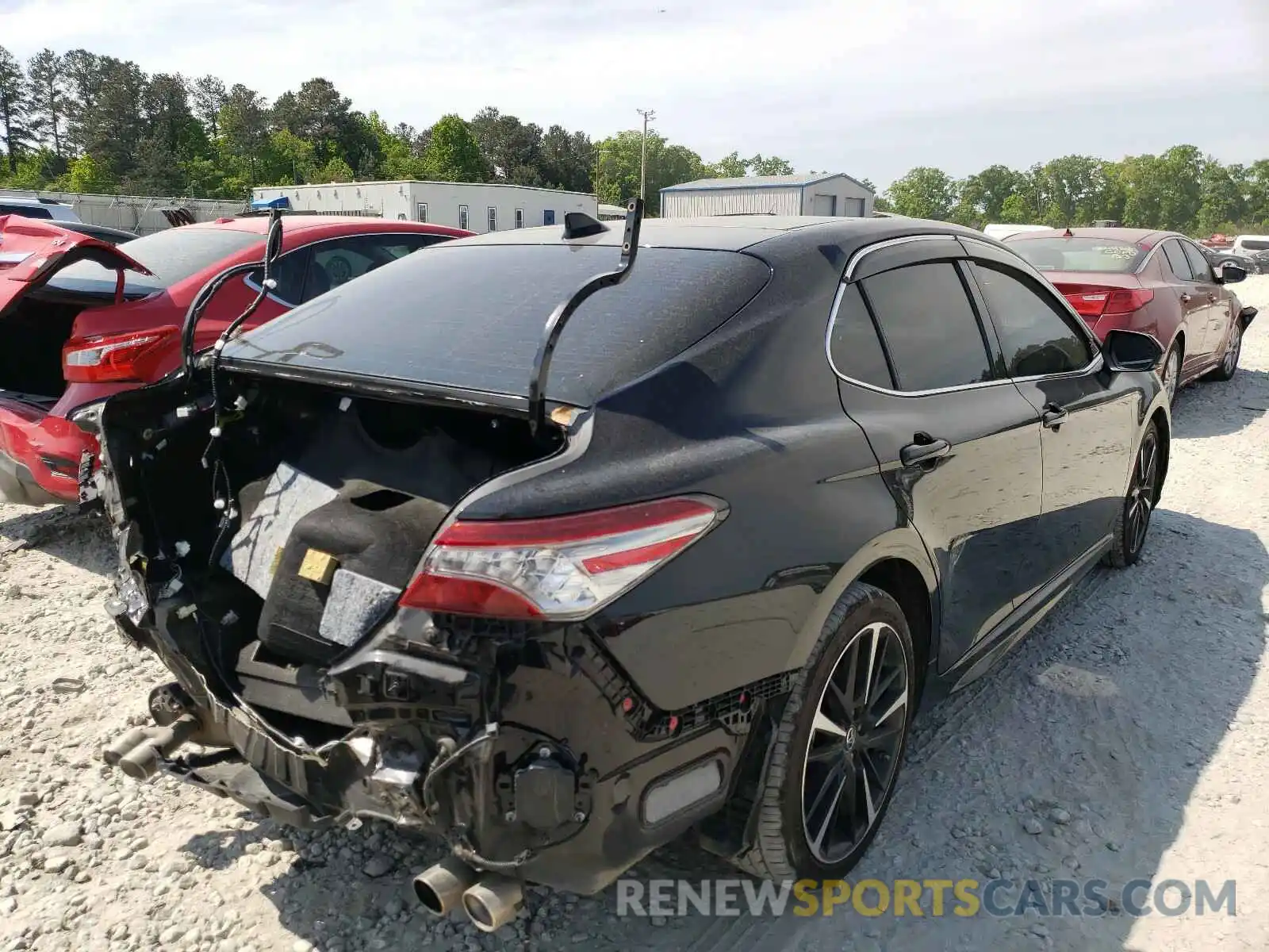 4 Photograph of a damaged car 4T1BZ1HK1KU026978 TOYOTA CAMRY 2019