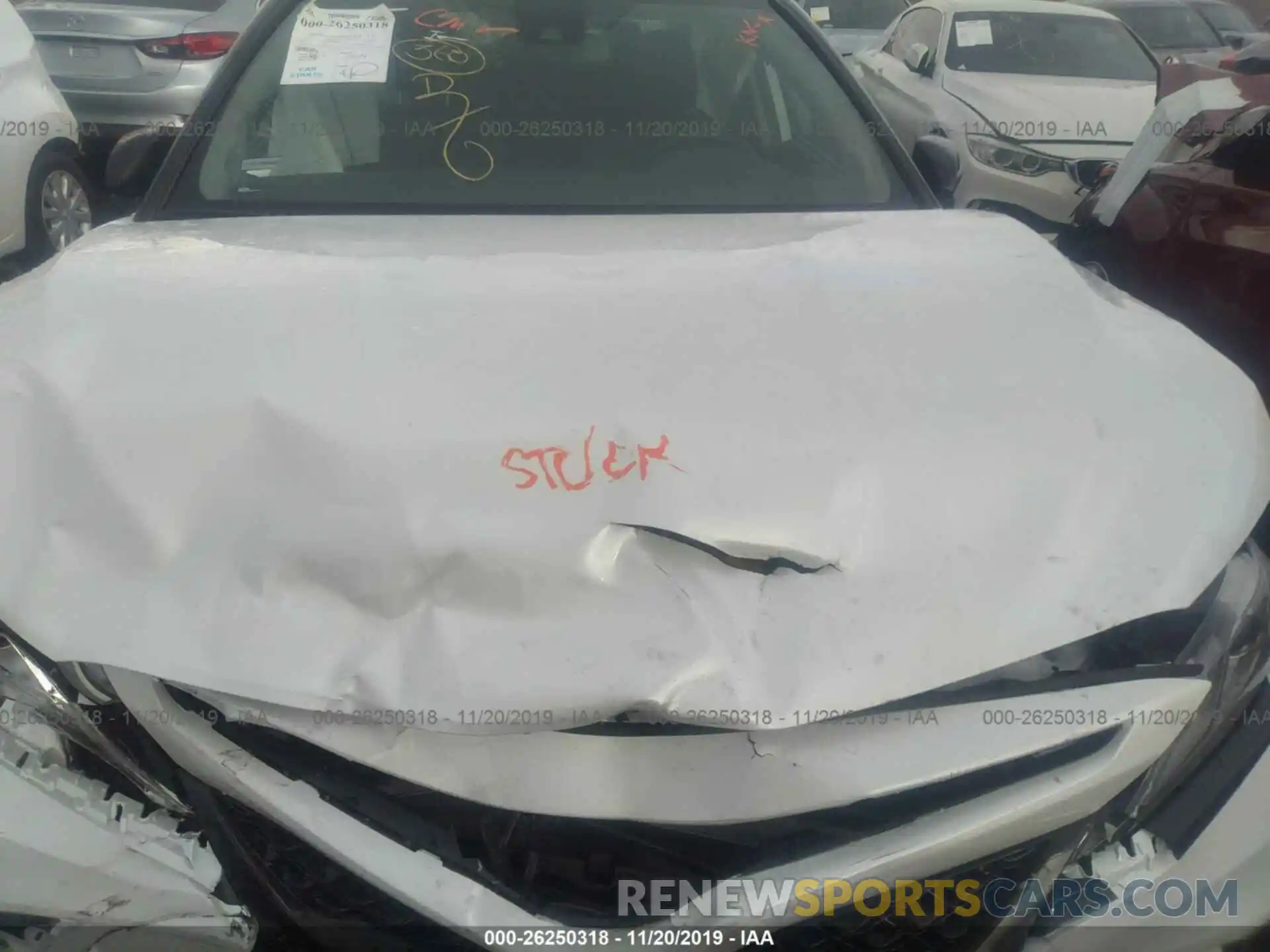 10 Photograph of a damaged car 4T1BZ1HK1KU031999 TOYOTA CAMRY 2019