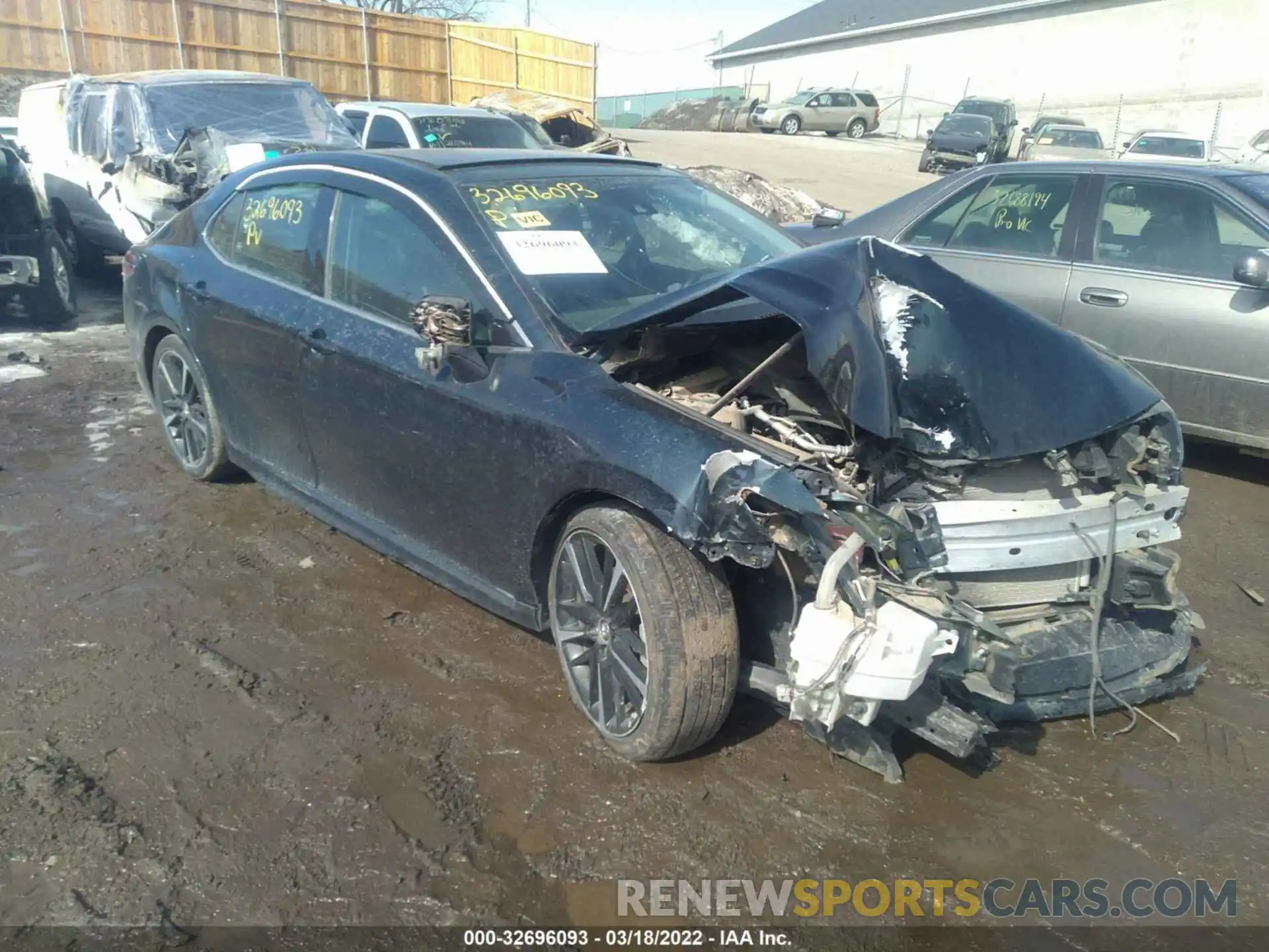 1 Photograph of a damaged car 4T1BZ1HK1KU506924 TOYOTA CAMRY 2019