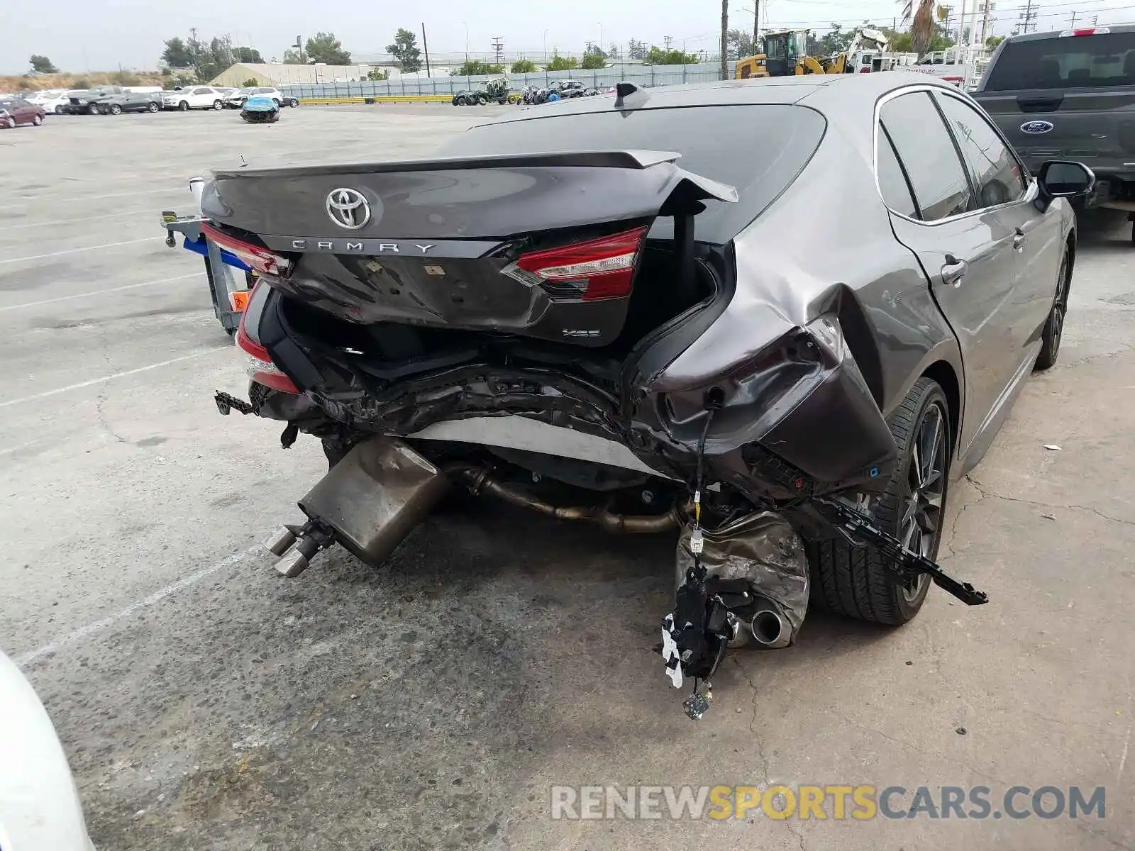 9 Photograph of a damaged car 4T1BZ1HK1KU508057 TOYOTA CAMRY 2019