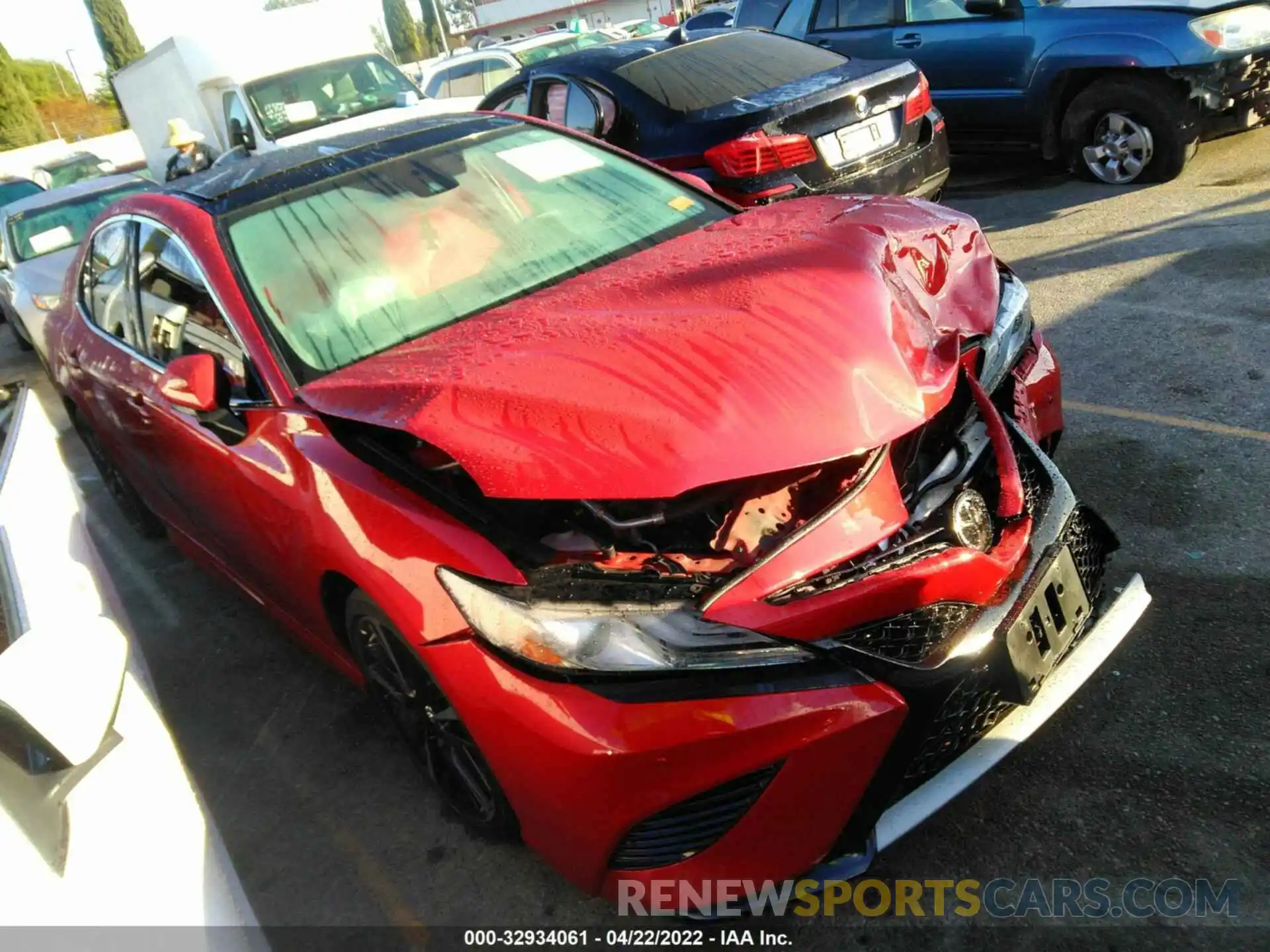 1 Photograph of a damaged car 4T1BZ1HK2KU023930 TOYOTA CAMRY 2019