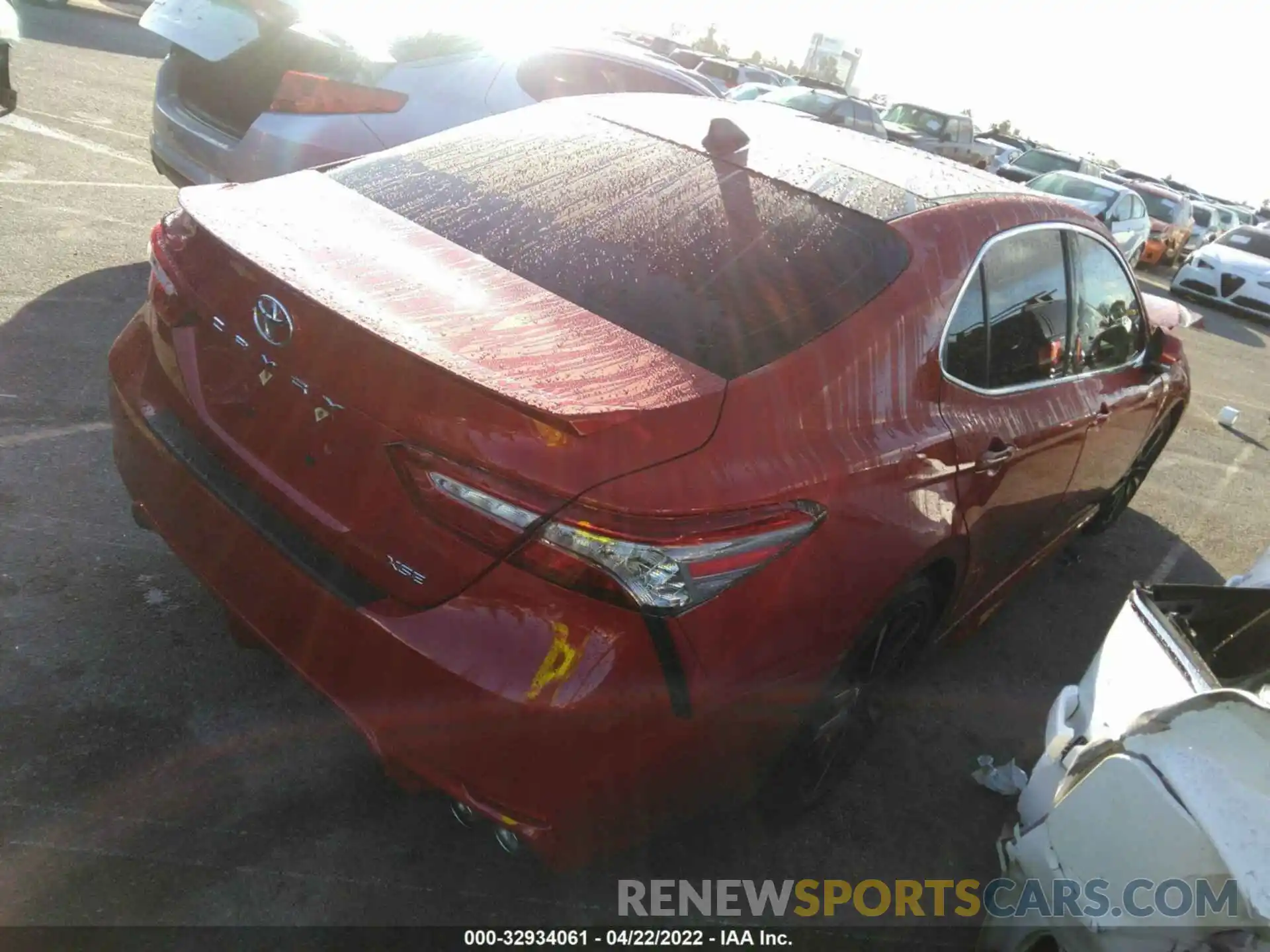 4 Photograph of a damaged car 4T1BZ1HK2KU023930 TOYOTA CAMRY 2019