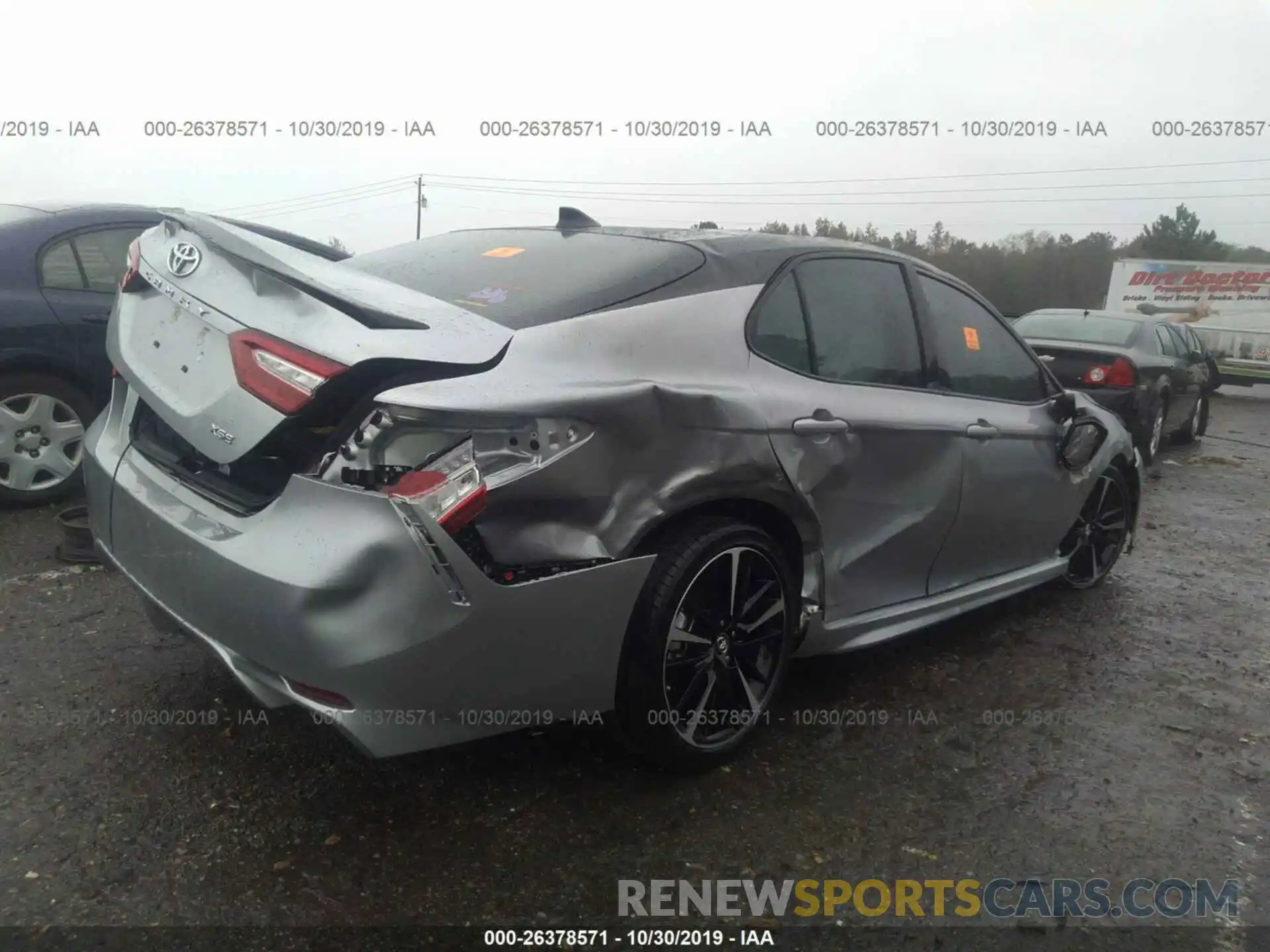 4 Photograph of a damaged car 4T1BZ1HK2KU024589 TOYOTA CAMRY 2019