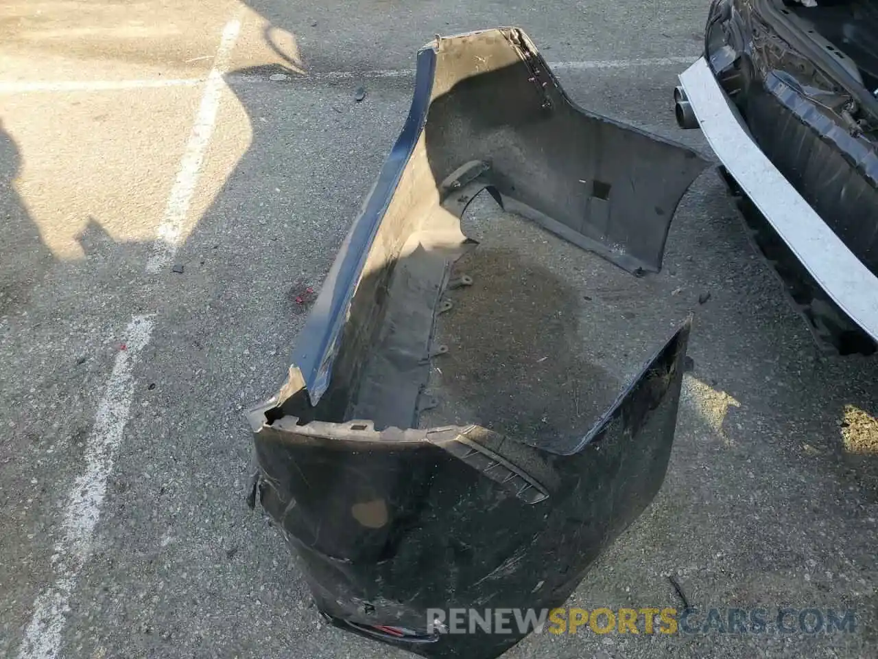 12 Photograph of a damaged car 4T1BZ1HK2KU025564 TOYOTA CAMRY 2019