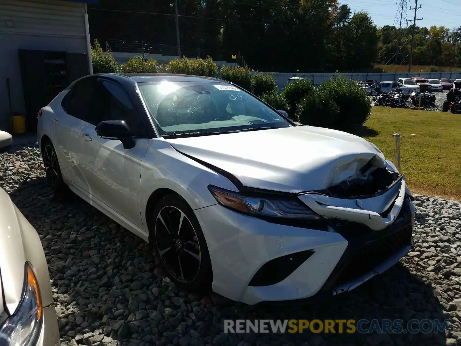 1 Photograph of a damaged car 4T1BZ1HK2KU025855 TOYOTA CAMRY 2019