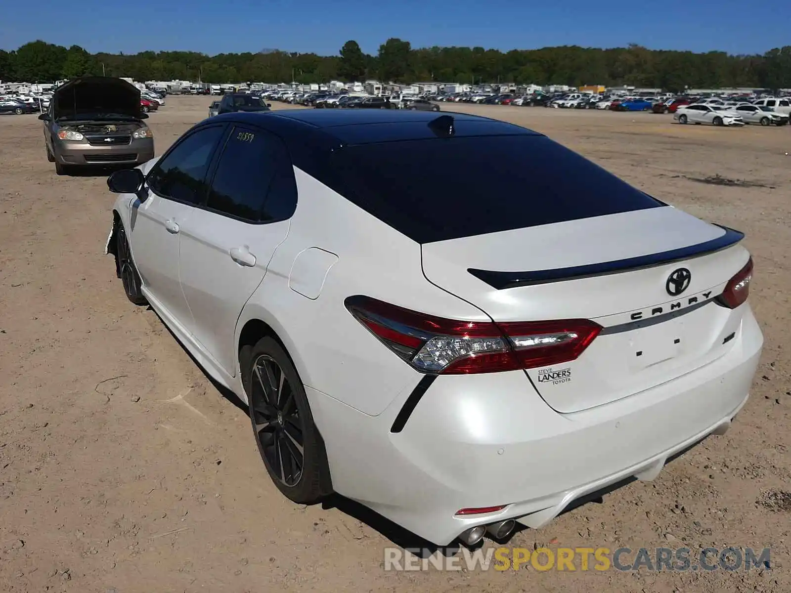 3 Photograph of a damaged car 4T1BZ1HK2KU028836 TOYOTA CAMRY 2019