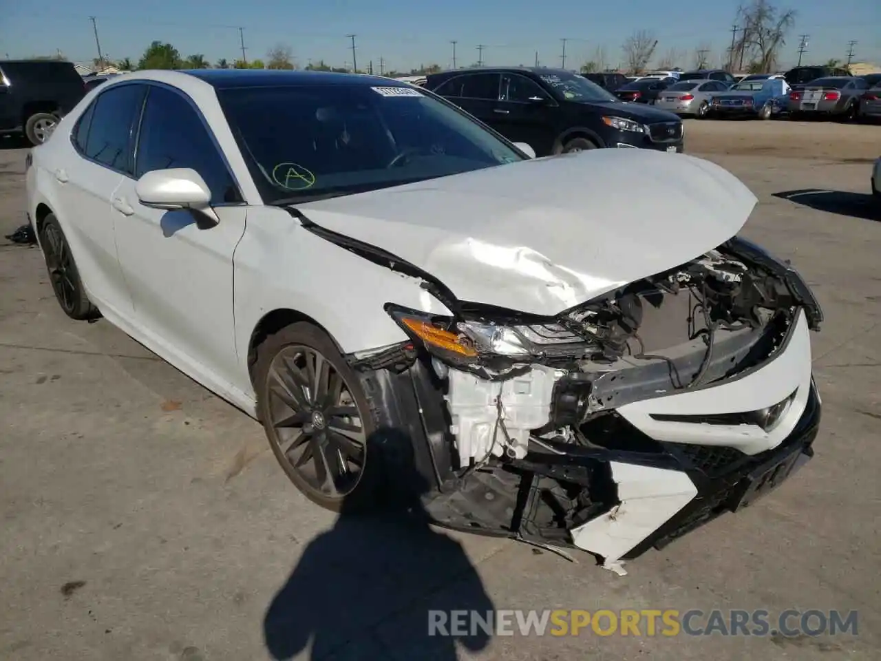 1 Photograph of a damaged car 4T1BZ1HK2KU030537 TOYOTA CAMRY 2019