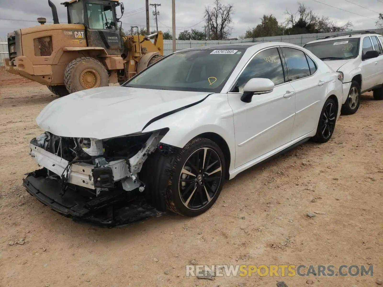 2 Photograph of a damaged car 4T1BZ1HK2KU032871 TOYOTA CAMRY 2019