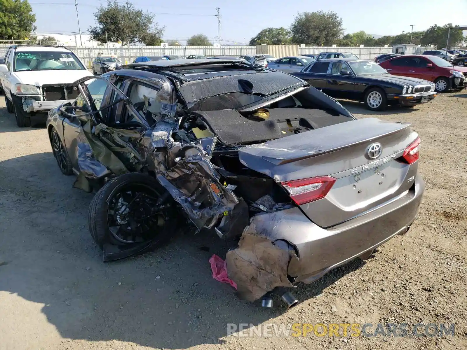 3 Photograph of a damaged car 4T1BZ1HK2KU507774 TOYOTA CAMRY 2019