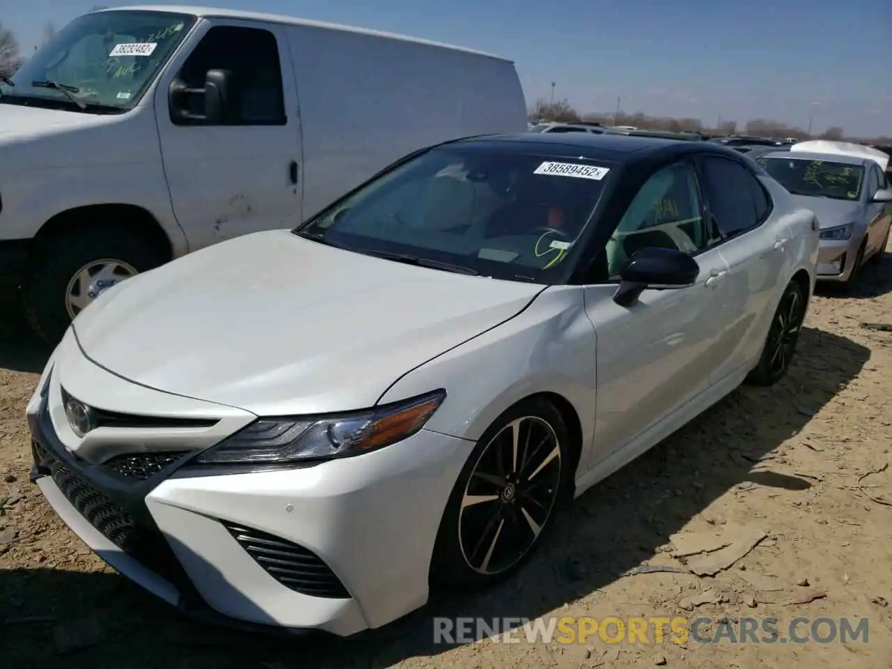 2 Photograph of a damaged car 4T1BZ1HK3KU024245 TOYOTA CAMRY 2019