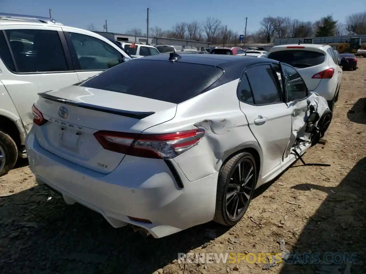 4 Photograph of a damaged car 4T1BZ1HK3KU024245 TOYOTA CAMRY 2019