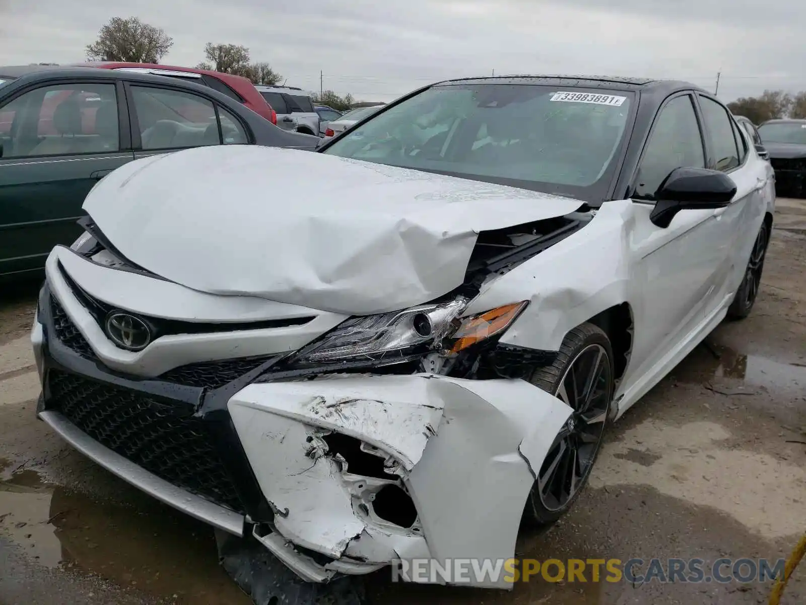 2 Photograph of a damaged car 4T1BZ1HK3KU024925 TOYOTA CAMRY 2019