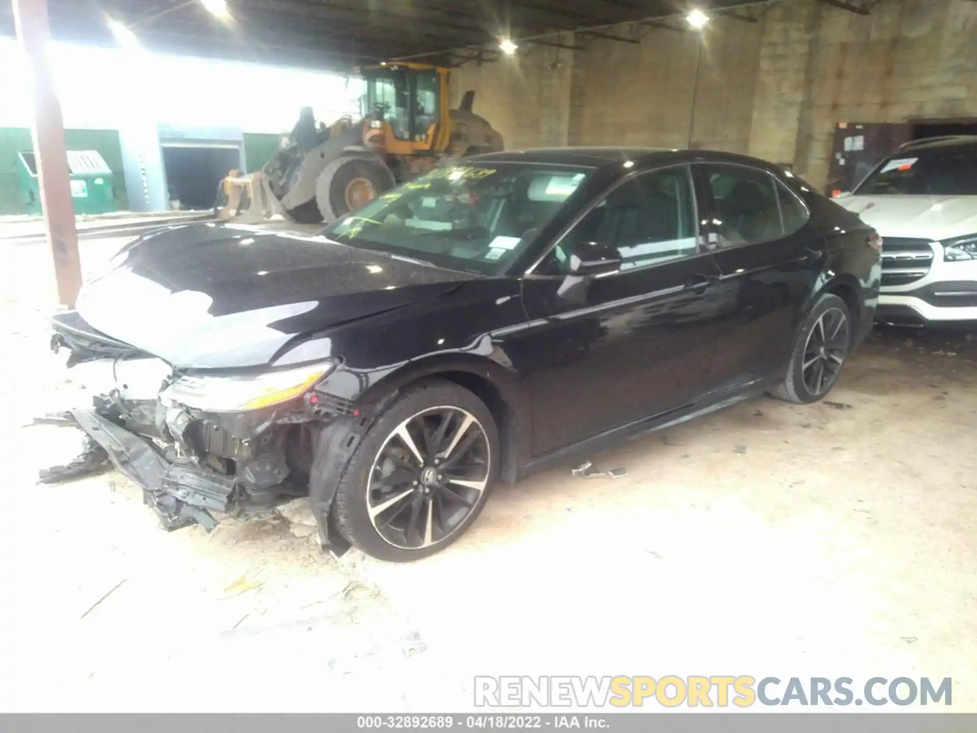 2 Фотография поврежденного автомобиля 4T1BZ1HK3KU026898 TOYOTA CAMRY 2019