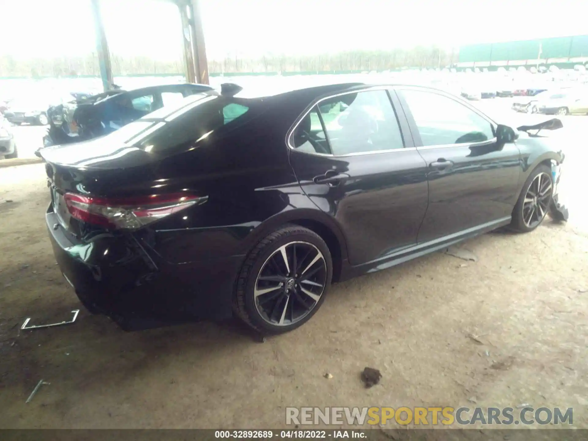 4 Фотография поврежденного автомобиля 4T1BZ1HK3KU026898 TOYOTA CAMRY 2019