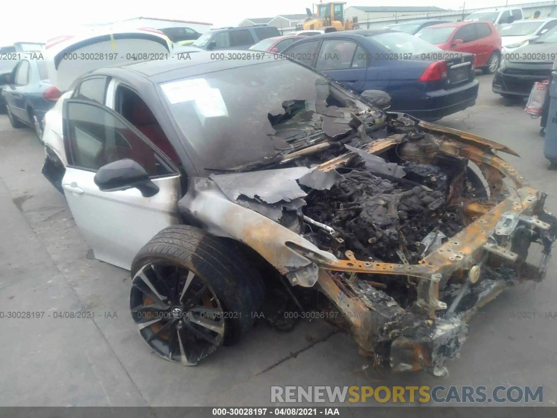 1 Photograph of a damaged car 4T1BZ1HK3KU027369 TOYOTA CAMRY 2019