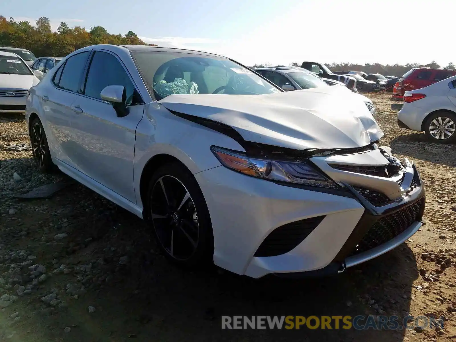 1 Photograph of a damaged car 4T1BZ1HK3KU028280 TOYOTA CAMRY 2019