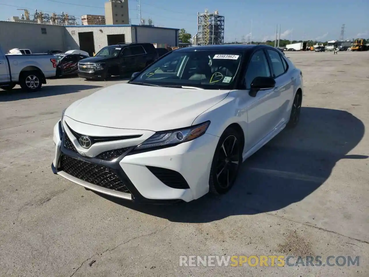 2 Photograph of a damaged car 4T1BZ1HK3KU029025 TOYOTA CAMRY 2019