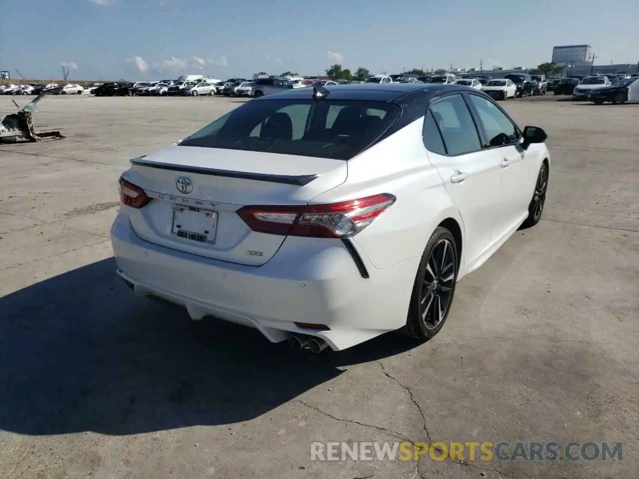 4 Photograph of a damaged car 4T1BZ1HK3KU029025 TOYOTA CAMRY 2019