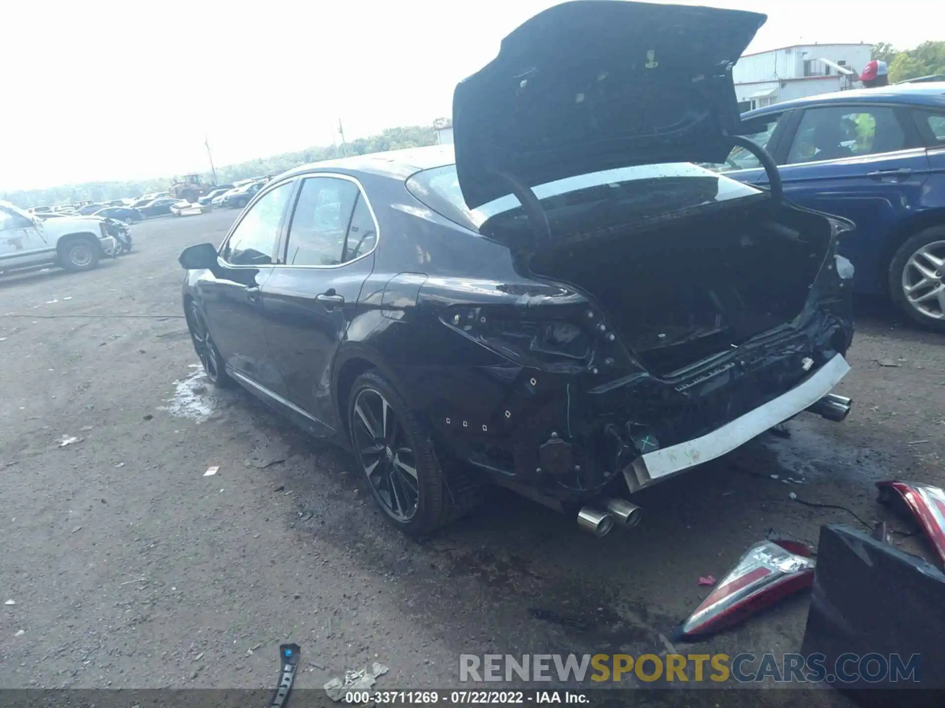 3 Photograph of a damaged car 4T1BZ1HK3KU508514 TOYOTA CAMRY 2019