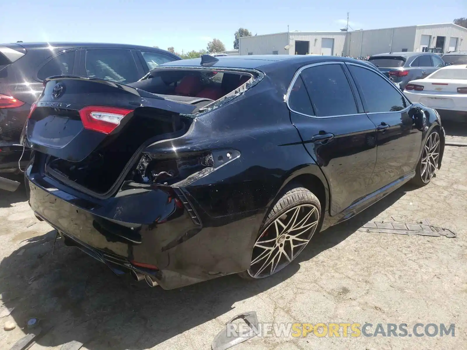 4 Photograph of a damaged car 4T1BZ1HK3KU508660 TOYOTA CAMRY 2019