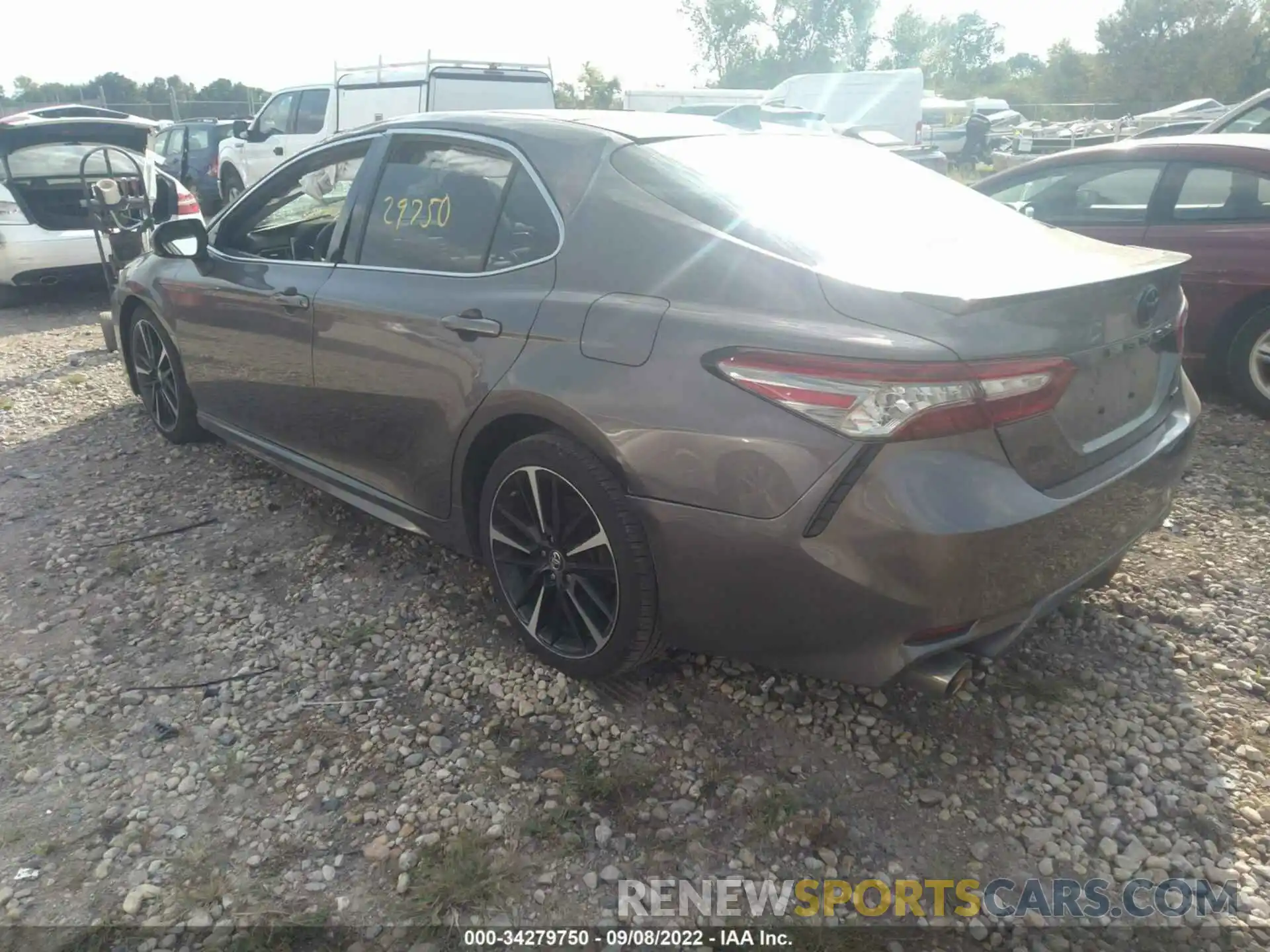 3 Photograph of a damaged car 4T1BZ1HK3KU509047 TOYOTA CAMRY 2019