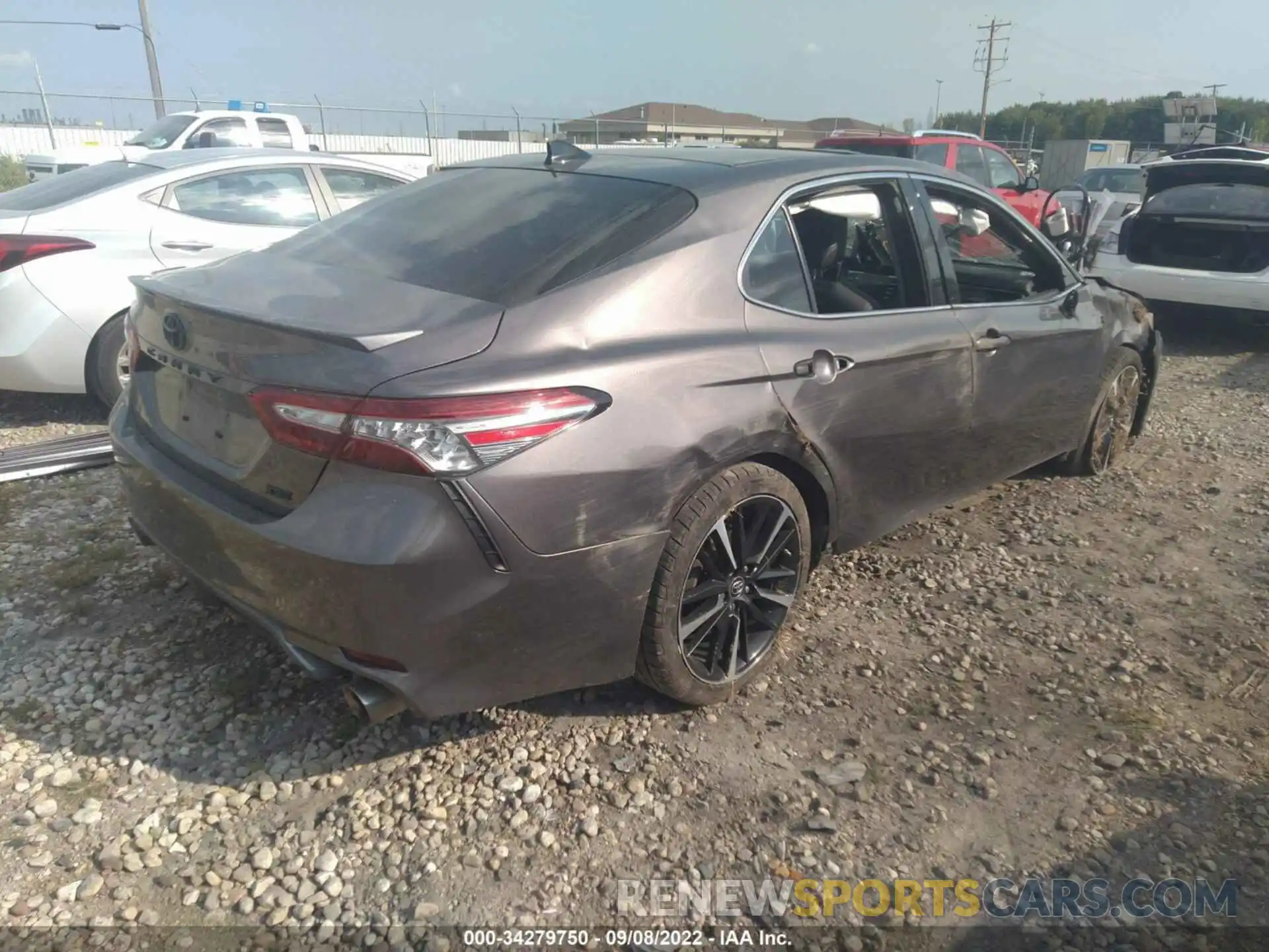 4 Photograph of a damaged car 4T1BZ1HK3KU509047 TOYOTA CAMRY 2019