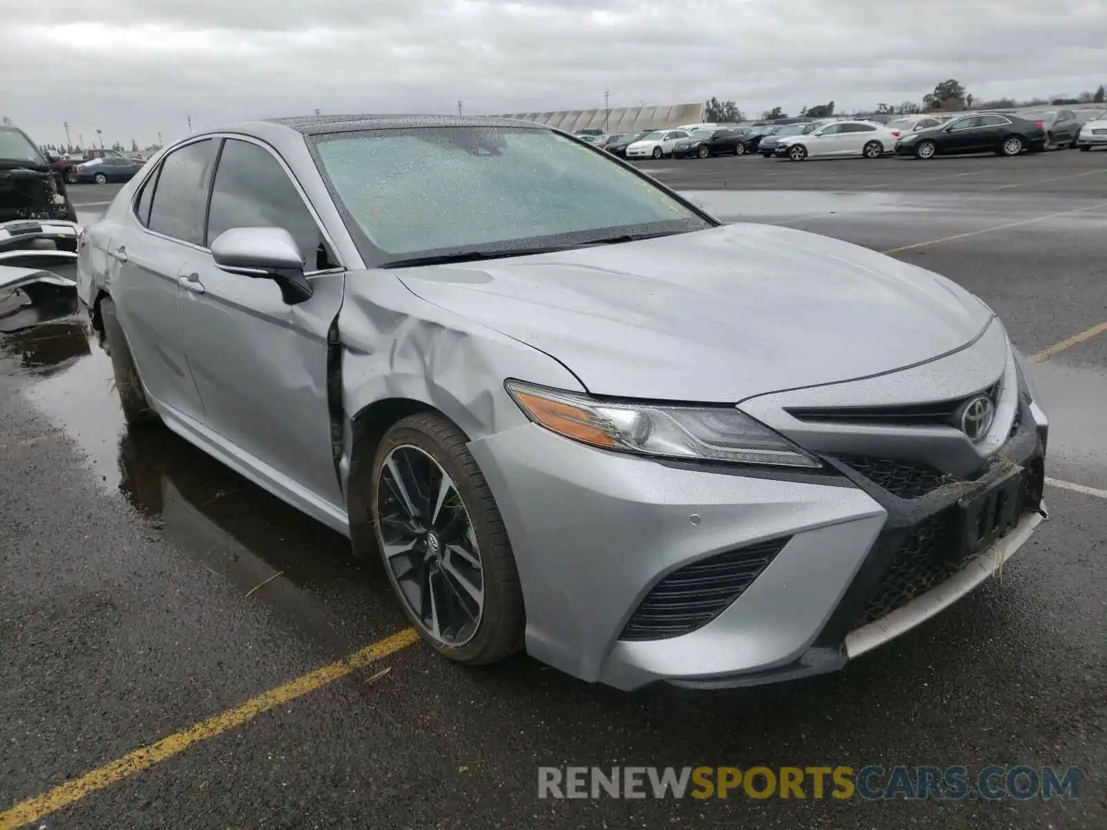 1 Photograph of a damaged car 4T1BZ1HK3KU509243 TOYOTA CAMRY 2019