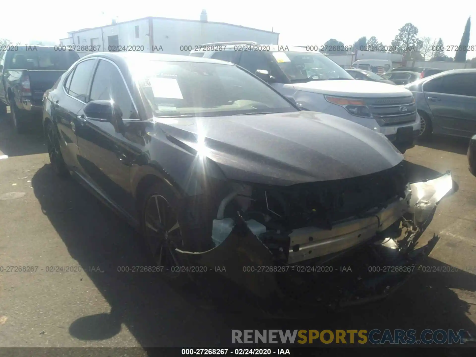 1 Photograph of a damaged car 4T1BZ1HK3KU509310 TOYOTA CAMRY 2019