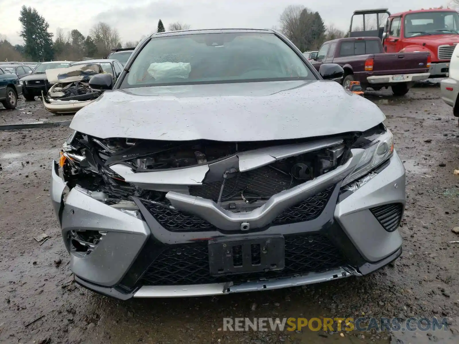 9 Photograph of a damaged car 4T1BZ1HK4KU021905 TOYOTA CAMRY 2019