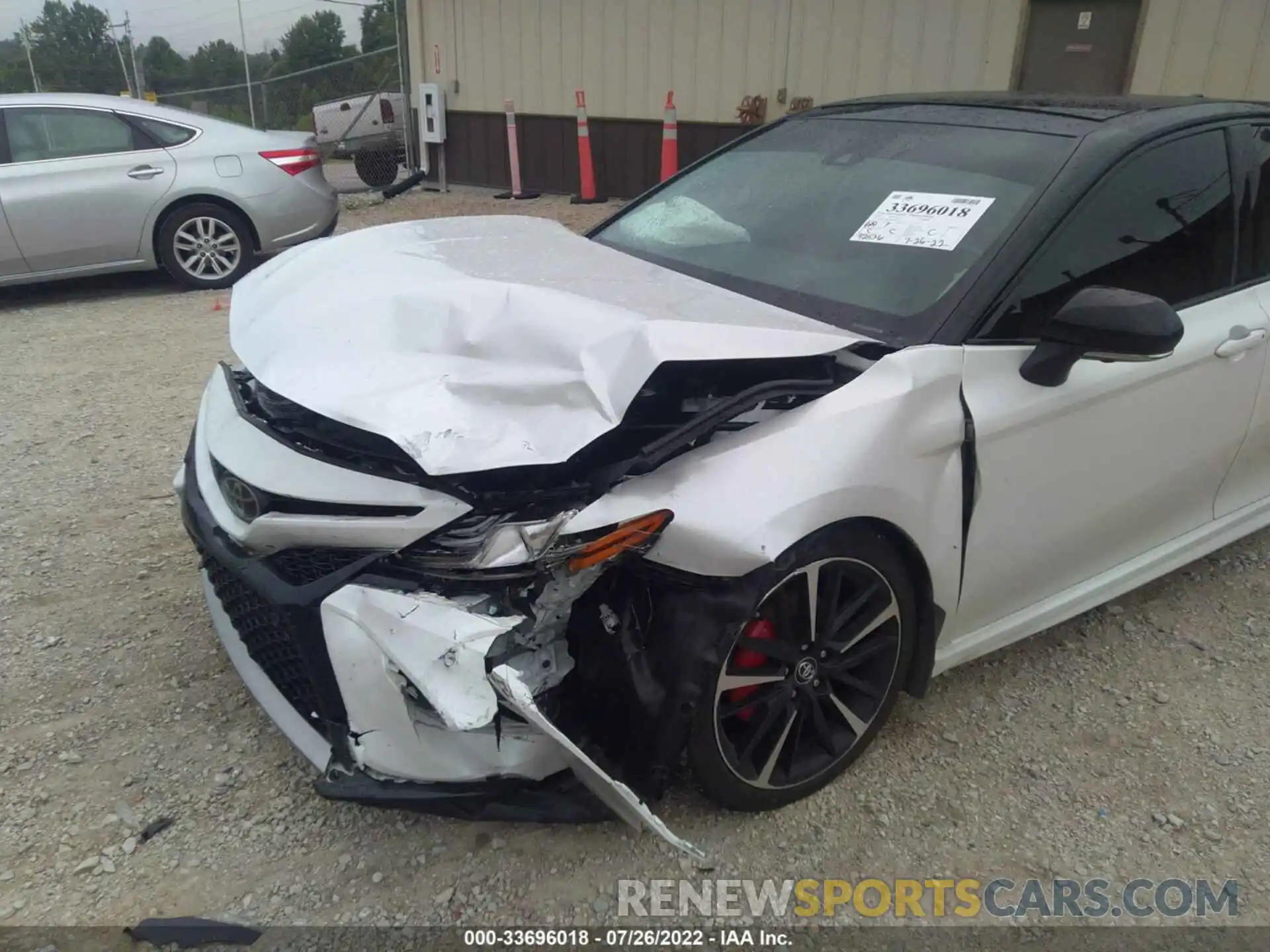 6 Photograph of a damaged car 4T1BZ1HK4KU023833 TOYOTA CAMRY 2019