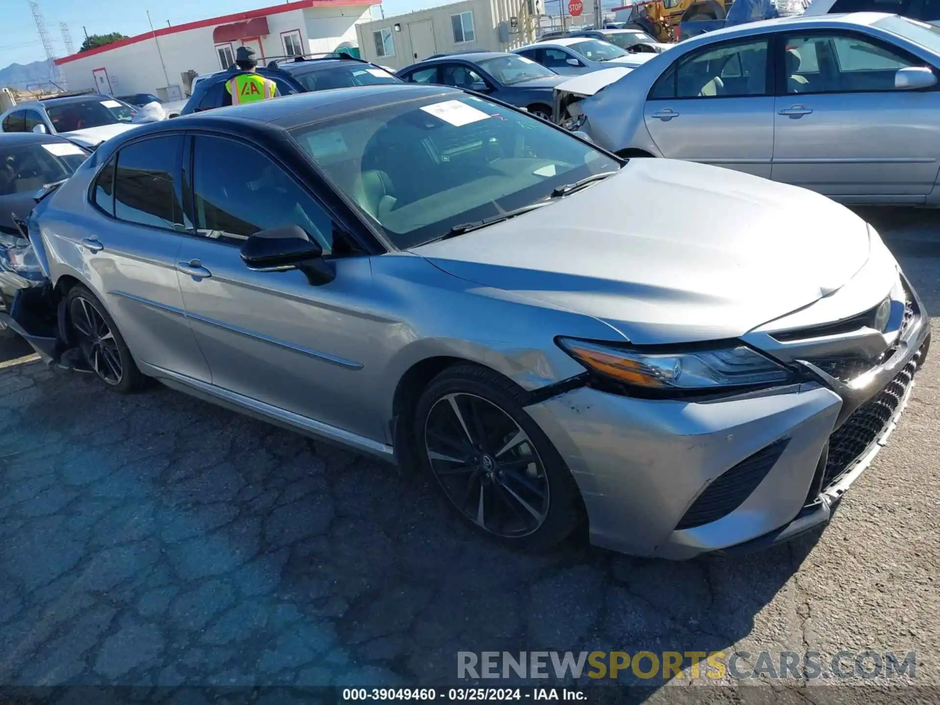 1 Photograph of a damaged car 4T1BZ1HK4KU024027 TOYOTA CAMRY 2019