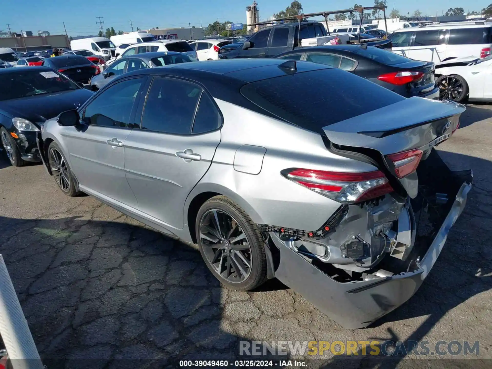 3 Photograph of a damaged car 4T1BZ1HK4KU024027 TOYOTA CAMRY 2019