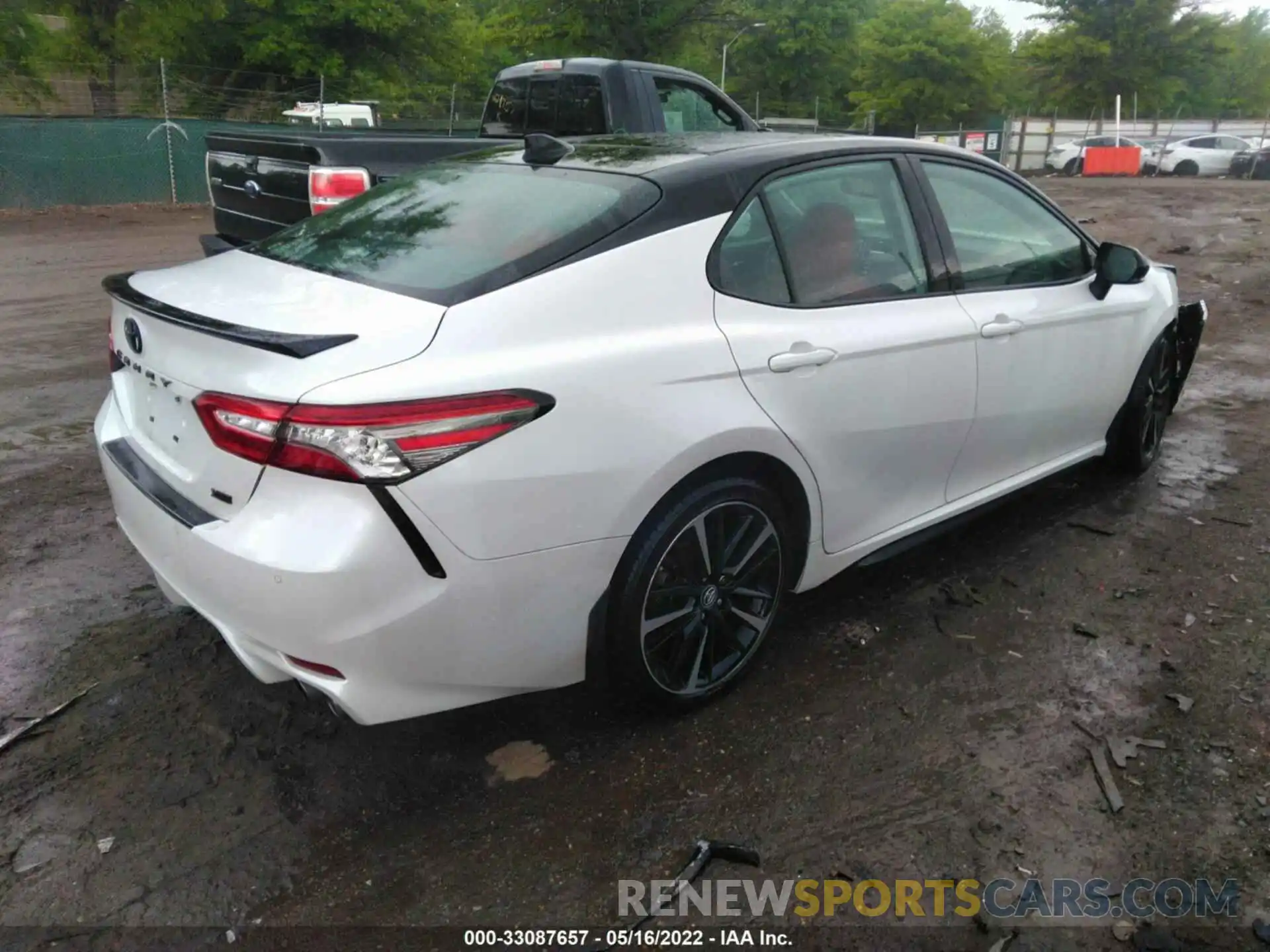 4 Фотография поврежденного автомобиля 4T1BZ1HK4KU026151 TOYOTA CAMRY 2019