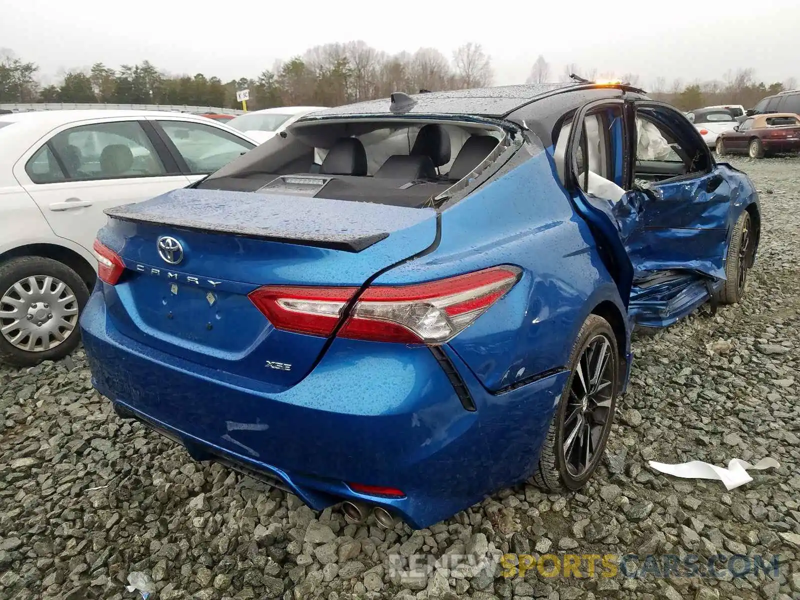 4 Фотография поврежденного автомобиля 4T1BZ1HK4KU032225 TOYOTA CAMRY 2019