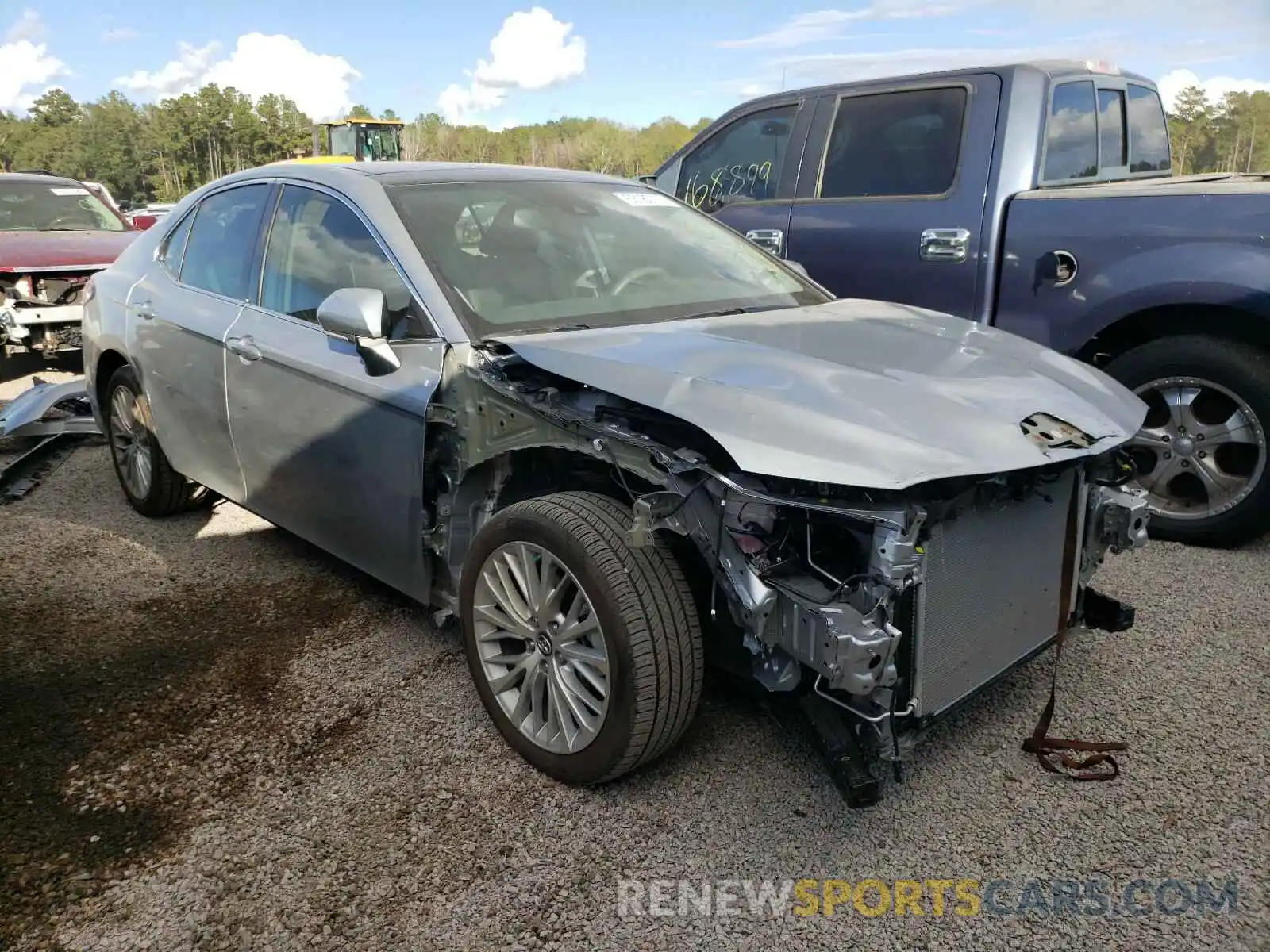 1 Photograph of a damaged car 4T1BZ1HK4KU507386 TOYOTA CAMRY 2019