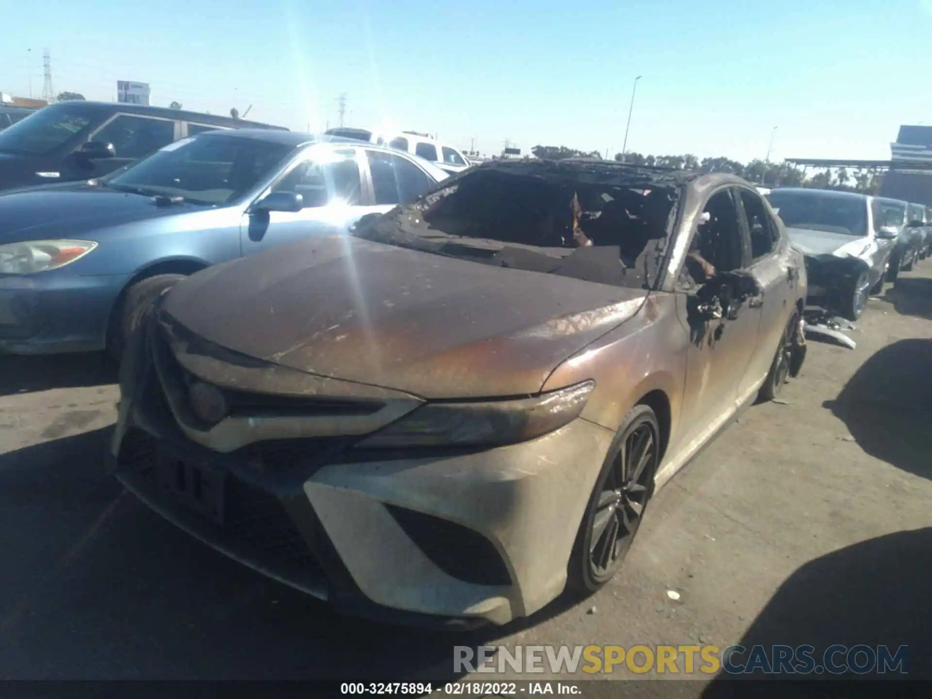 2 Photograph of a damaged car 4T1BZ1HK4KU508084 TOYOTA CAMRY 2019