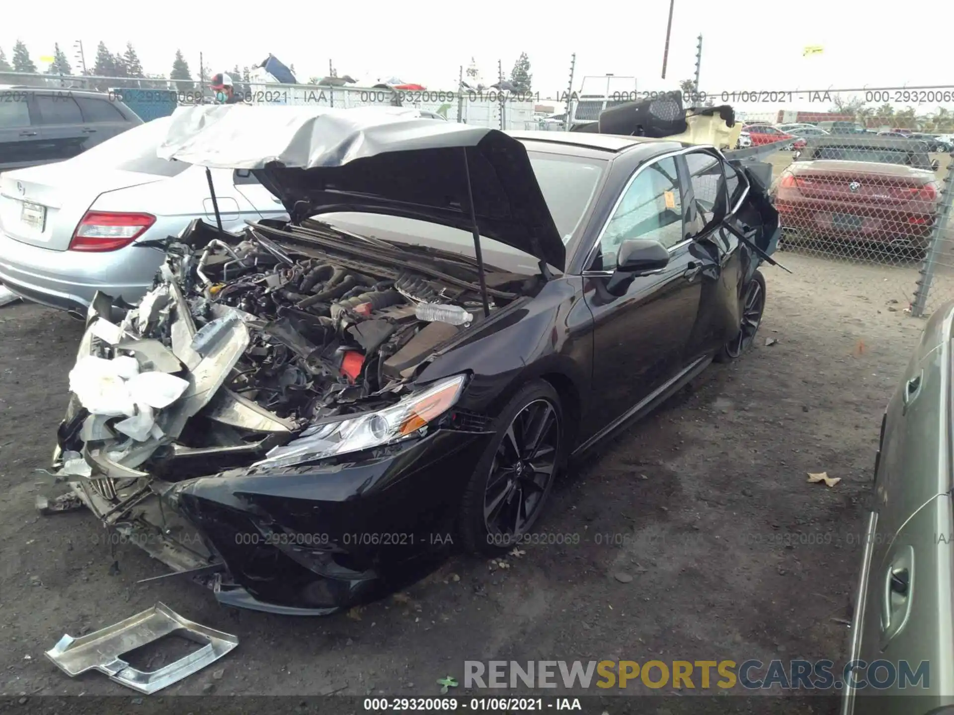 2 Фотография поврежденного автомобиля 4T1BZ1HK5KU021847 TOYOTA CAMRY 2019