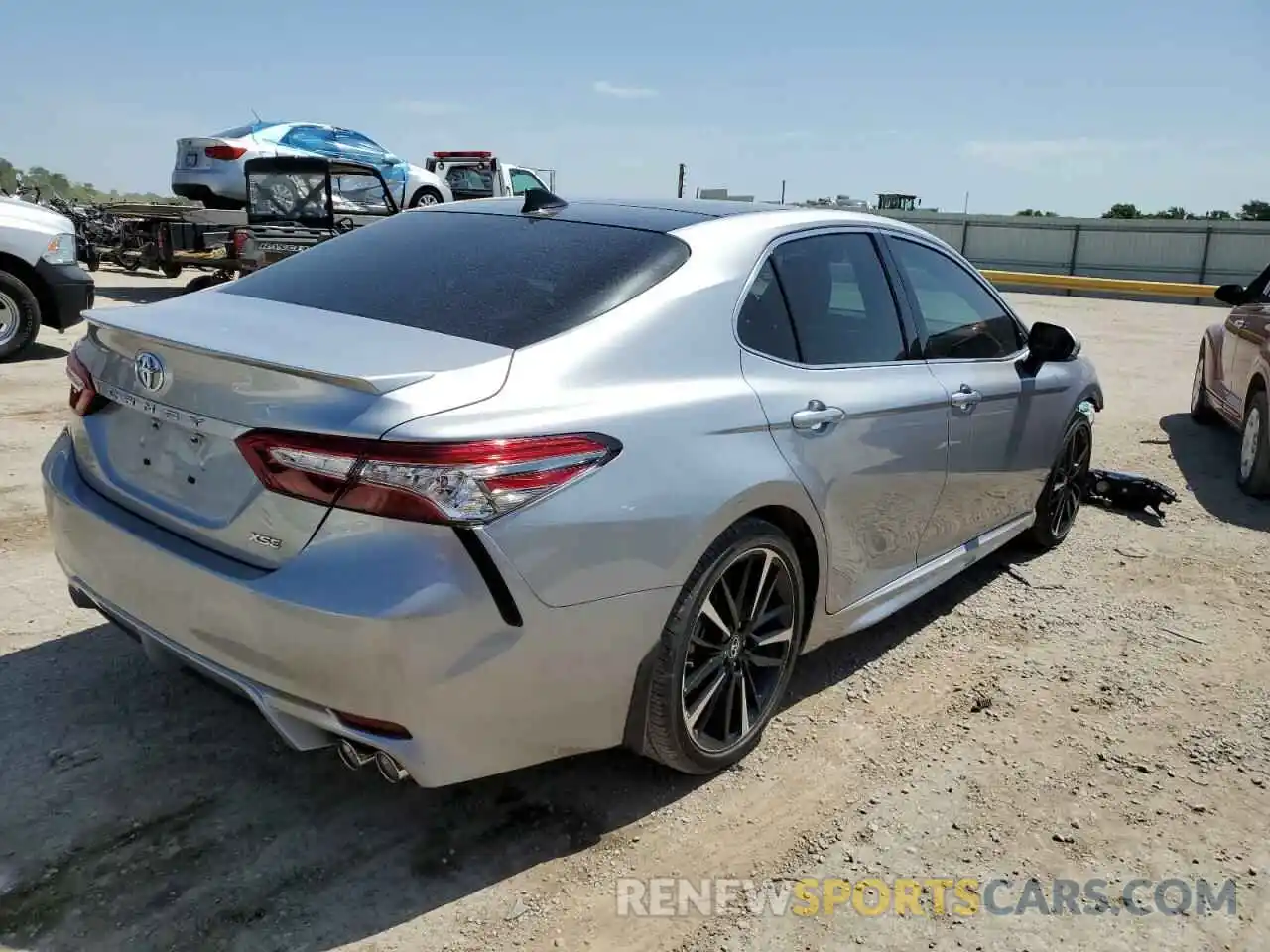 4 Photograph of a damaged car 4T1BZ1HK5KU022089 TOYOTA CAMRY 2019