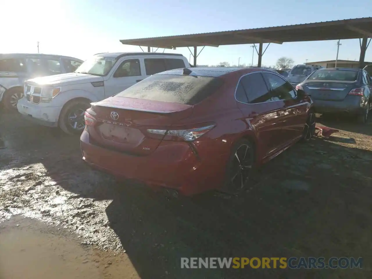 4 Photograph of a damaged car 4T1BZ1HK5KU023369 TOYOTA CAMRY 2019